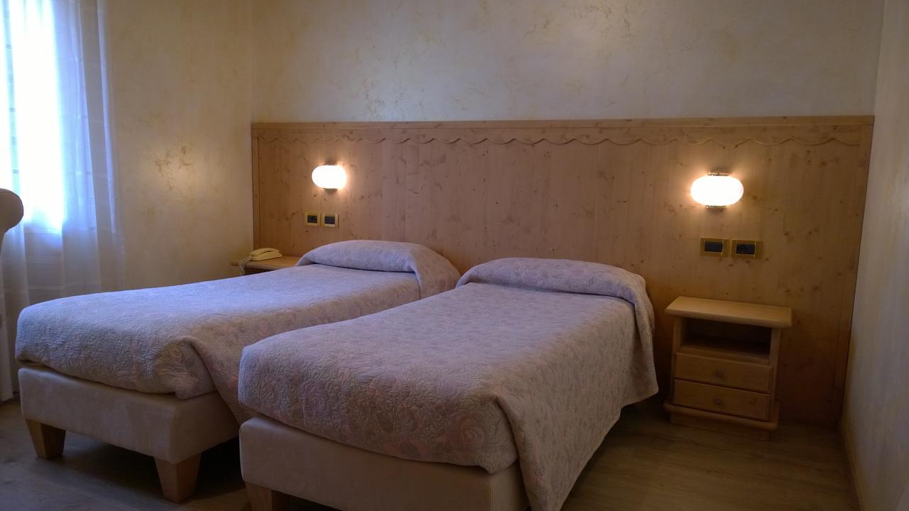 Hotel Mignon Ponte Di Legno Esterno foto