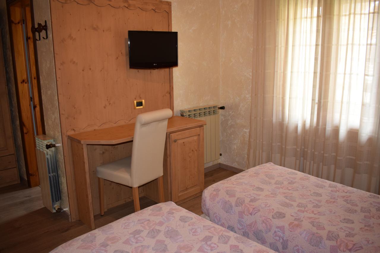 Hotel Mignon Ponte Di Legno Esterno foto